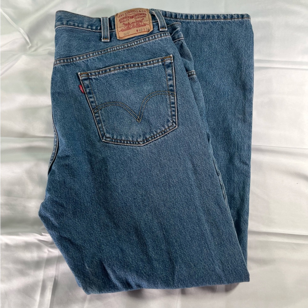 LEVI’S 505 Jeans Men’s Size 42x32 Denim Pants